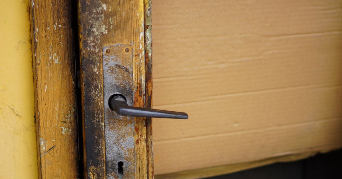 door lock repair home — Queens NY Locksmith