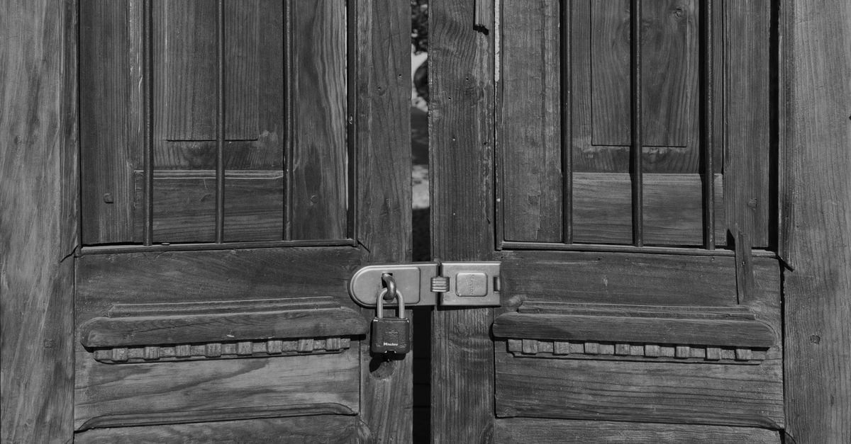home security lock door — Queens NY Locksmith