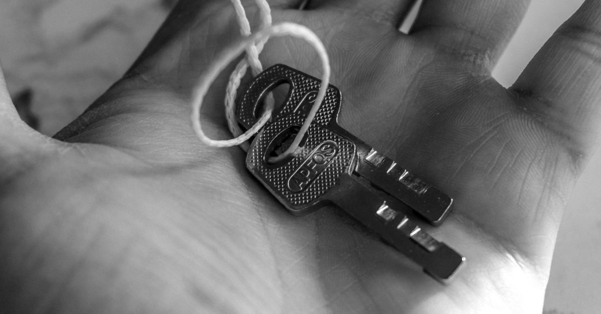 What Determines the Cost of a House Key Duplicate — and How We Price It — Queens NY Locksmith
